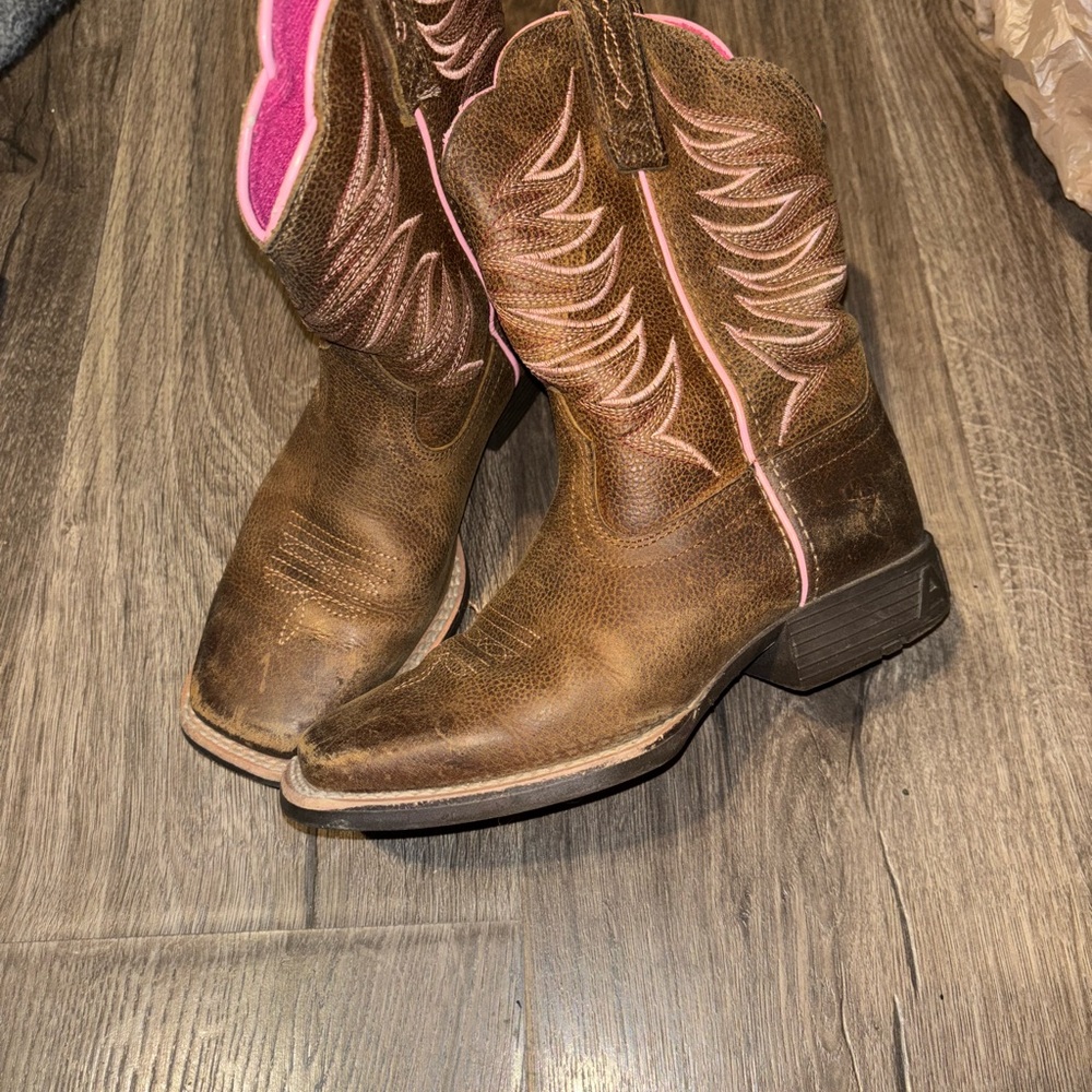 Ariat Brown Kids Cowboy Boots with Pink Trim